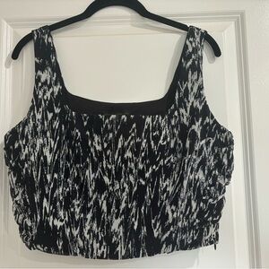 House of Harlow Cropped Sleeveless Top